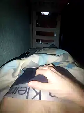 Snapshot of And25bn chatting on 02.11.25 And25bn online show from 02.11.25