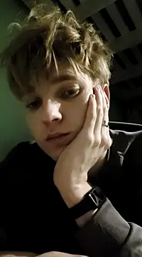 Snapshot of And25bn chatting on 02.26.25 And25bn online show from 02.26.25