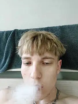 Snapshot of And25bn chatting on 09.25.25 And25bn online show from 09.25.25