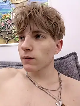 Snapshot of And25bn chatting on 12.17.25 And25bn online show from 12.17.25