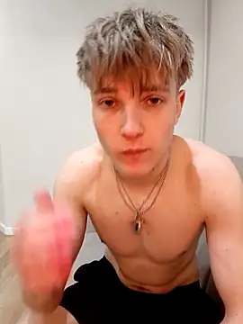 Snapshot of And25bn chatting on 02.01.26 And25bn online show from 02.01.26