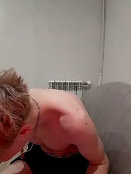 Snapshot of And25bn chatting on 02.08.26 And25bn online show from 02.08.26