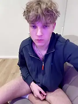 Snapshot of And25bn chatting on 02.19.26 And25bn online show from 02.19.26