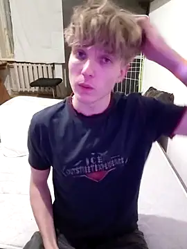 Snapshot of And25bn chatting on 02.27.26 And25bn online show from 02.27.26