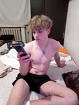 Snapshot of And25bn chatting on 03.14.26 And25bn online show from 03.14.26