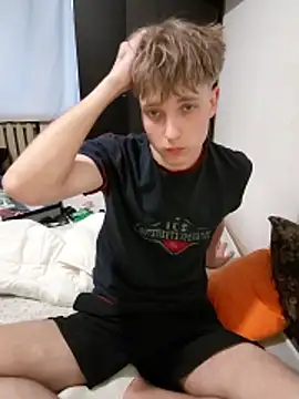 Snapshot of And25bn chatting on 03.19.26 And25bn online show from 03.19.26