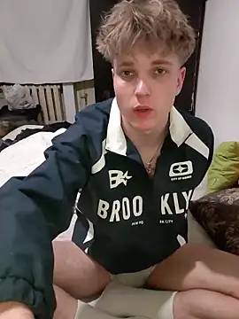 Snapshot of And25bn chatting on 03.25.26 And25bn online show from 03.25.26