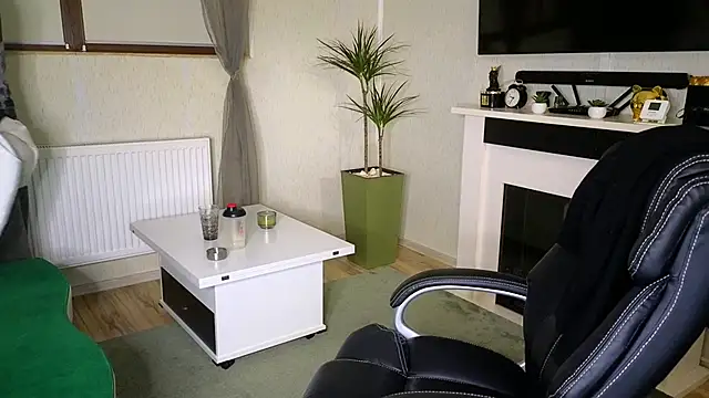 Snapshot of JamieNoxus chatting on 02.25.26 JamieNoxus online show from 02.25.26