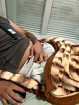 Snapshot of Sammy69hard69 chatting on 09.22.25 Sammy69hard69 online show from 09.22.25