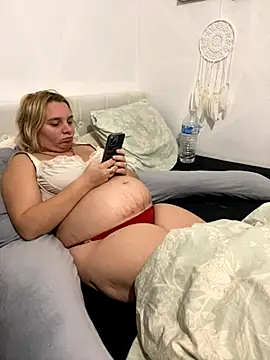 Princessemisse online show from 11.27.25