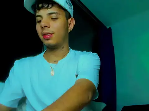 Alessandro 1610 online show from 10.15.25