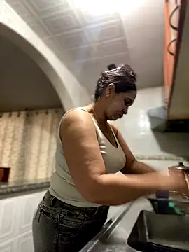 Carola-Ross online show from 10.25.25