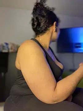 Carola-Ross online show from 10.28.25