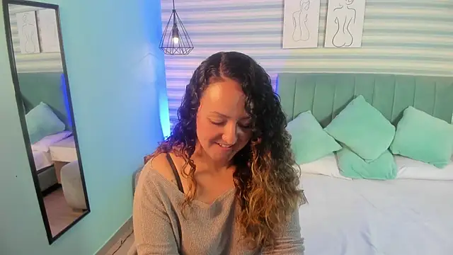 abby apple online show from 09.13.25