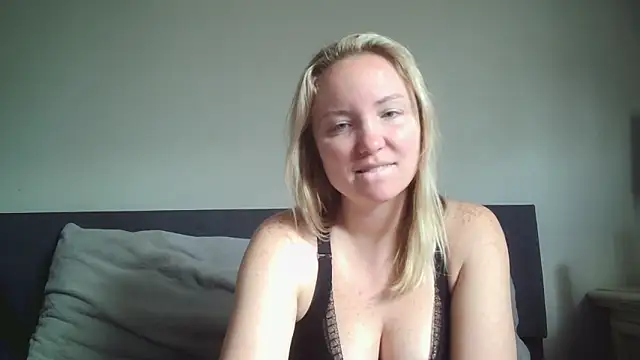 sexiirose22 online show from 03.23.26