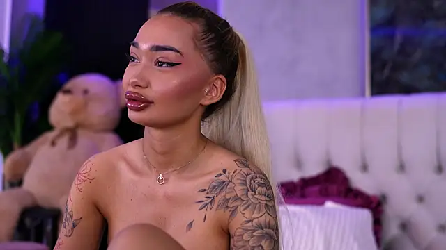 SashaFerrera online show from 09.14.25