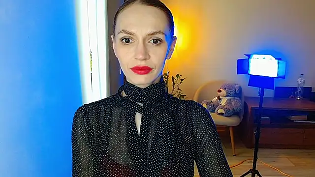 Lady Sunshine  online show from 03.05.26