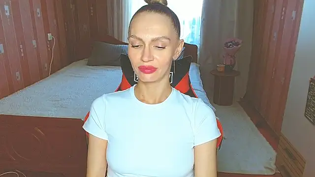Lady Sunshine  online show from 07.28.26