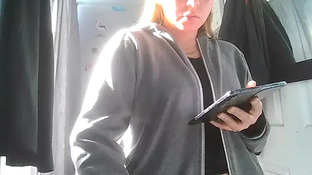 ShysluutGia online show from 02.22.26