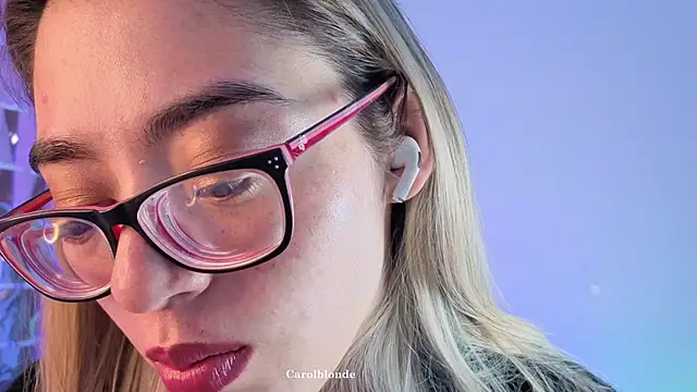 Carolblonde online show from 12.15.25