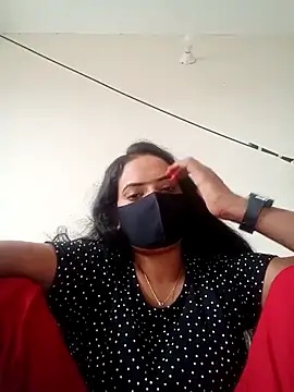 Snapshot of Sexy_pori chatting on 02.18.25 Sexy pori online show from 02.18.25