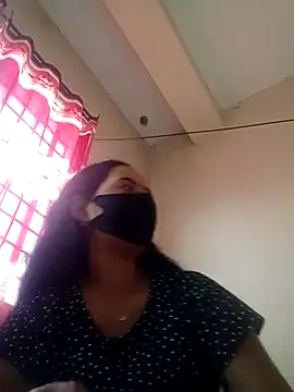 Snapshot of Sexy_pori chatting on 02.19.25 Sexy pori online show from 02.19.25