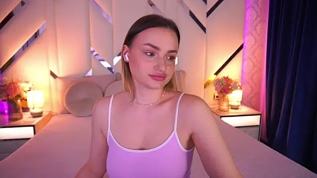 LindsieGreyy online show from 03.30.26