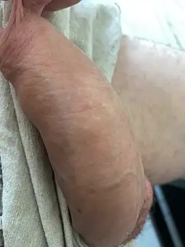 Snapshot of obranquinho21cm chatting on 02.25.25 obranquinho21cm online show from 02.25.25