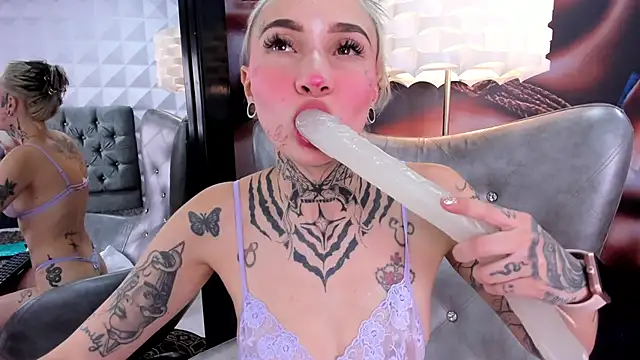 miss   angel online show from 02.25.25