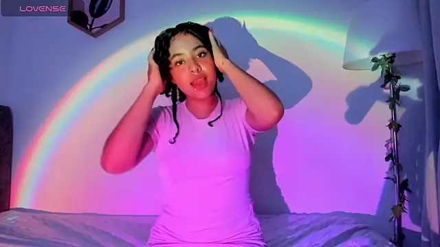 Dhalila  online show from 10.10.25