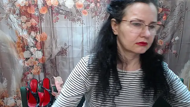 Miroslava Happi online show from 03.10.26