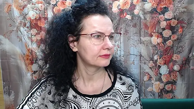 Miroslava Happi online show from 04.24.26