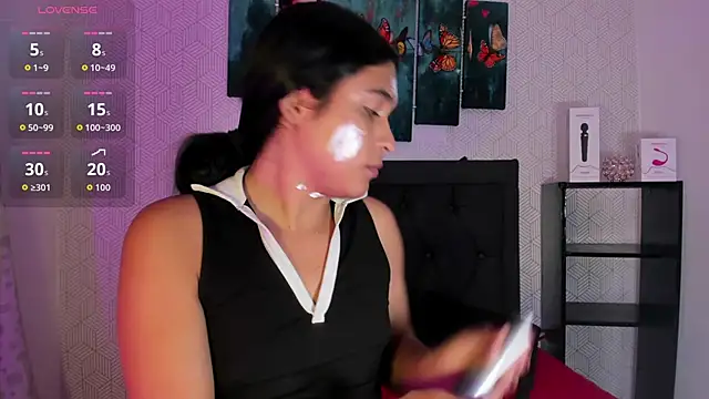 Selena fox7 online show from 09.28.25