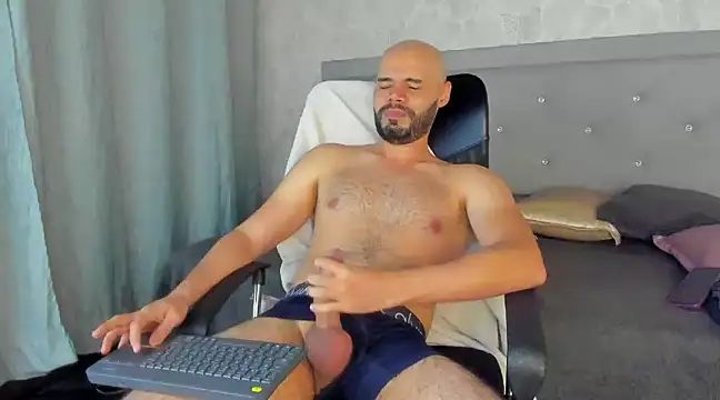 Luke Diaz7 online show from 03.13.25