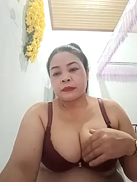 Snapshot of Baby-bigtits2024 chatting on 03.10.25 Baby-bigtits2024 online show from 03.10.25