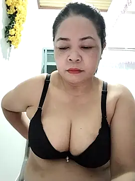 Snapshot of Baby-bigtits2024 chatting on 09.21.25 Baby-bigtits2024 online show from 09.21.25