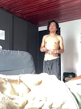 Snapshot of shadowsofgarden chatting on 02.16.25 shadowsofgarden online show from 02.16.25