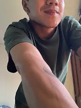 Snapshot of shadowsofgarden chatting on 03.13.26 shadowsofgarden online show from 03.13.26