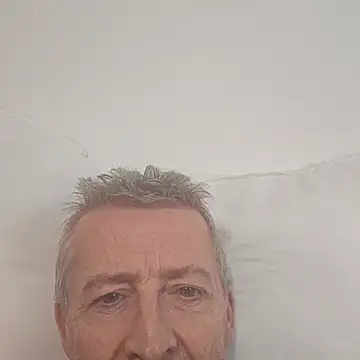 mann4u147 online show from 10.18.25