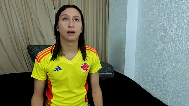 Snapshot of Georgina_Palacios_ chatting on 06.24.26 Georgina Palacios online show from 06.24.26