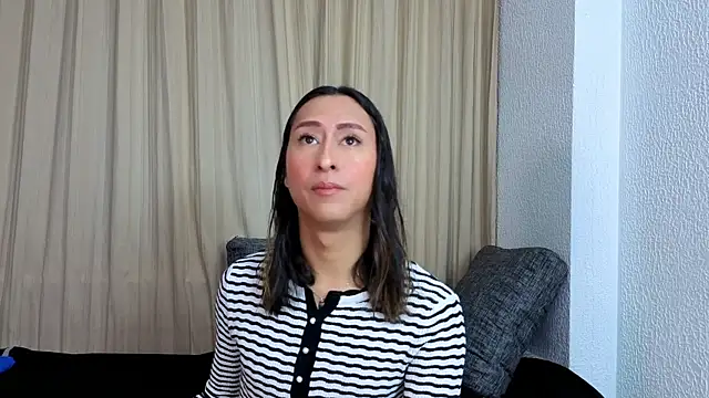 Snapshot of Georgina_Palacios_ chatting on 07.25.26 Georgina Palacios online show from 07.25.26