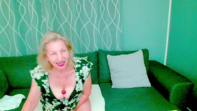 adeleadison online show from 09.24.25