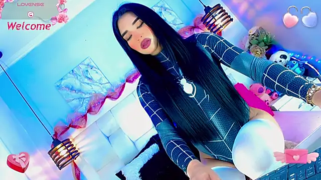 BelovedChain01 online show from 12.23.25