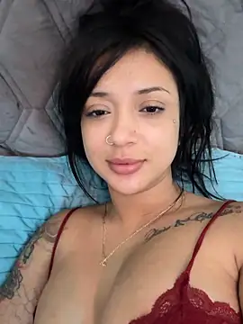 Snapshot of Bella_Morrison chatting on 04.12.26 Bella Morrison online show from 04.12.26