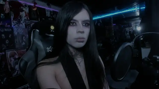 Snapshot of rotten_dreams chatting on 02.21.25 rotten dreams online show from 02.21.25