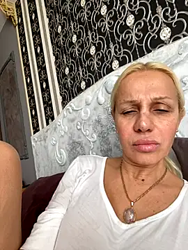 DeboraXporn online show from 11.26.25