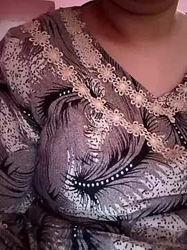 Snapshot of Dlo3a_sixi-arbi chatting on 09.18.25 Dlo3a sixi-arbi online show from 09.18.25