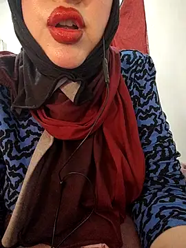 Snapshot of Malak-26 chatting on 03.24.26 Malak-26 online show from 03.24.26