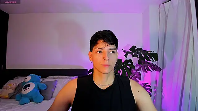 Snapshot of _JacobMiller__ chatting on 09.17.25 JacobMiller online show from 09.17.25