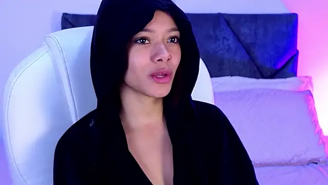 sara sharma  online show from 10.03.25